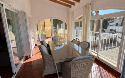 CHALET EN ZONA TRANQUILA CON PISCINA PRIVADA 